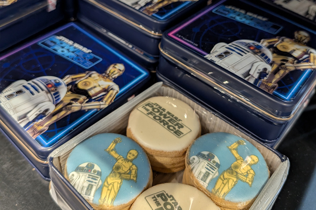スターウォーズ COMMEMORATIVE TIN COLLECTION 新品 スターウォーズ グッズ大集結⚡️ ╰━v