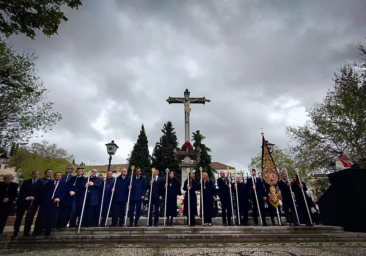 El Señor es mi luz y mi salvación. 

#granada #viernesdelseñor #viernesdefavores