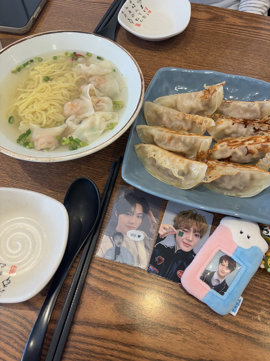 또노 tweet media