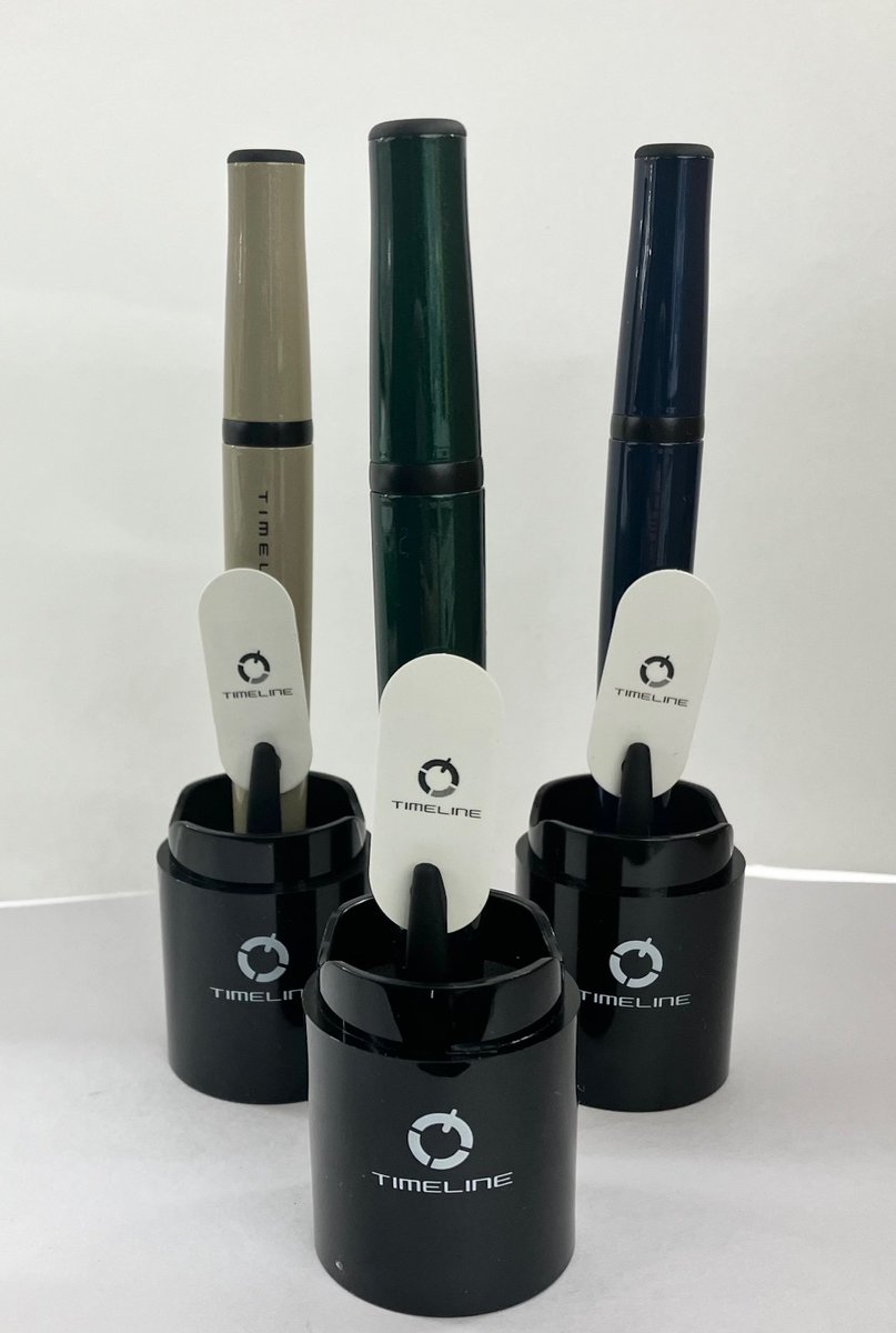 事務キチ座間店です！

パイロット タイムライン
時間の流れをデザインした筆記具 TIMELINE に、
日本限定カラー が登場しました🇯🇵✨

都会的なくすみカラーで、ビジネスにも普段使いにも相性バツグン。
スライド式で軸が伸びる、あの”ギミック感”も健在です。

#事務キチ #座間市 #タイムライン