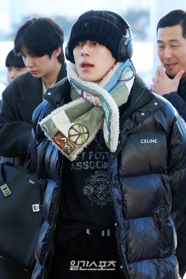 ミ・ニョク直筆サイン入り超 特大写真…Min-Hyuk…モンスターエックス… ミ・ニョク直筆サイン入り超 特大写真…Min-Hyuk…モンスターエックス