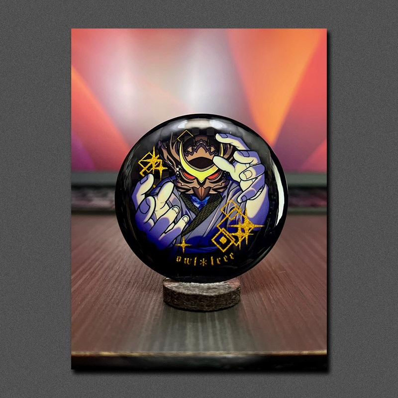 owl＊treeの公式イラストレーターによる書き下ろし缶バッチ！！ 金色の