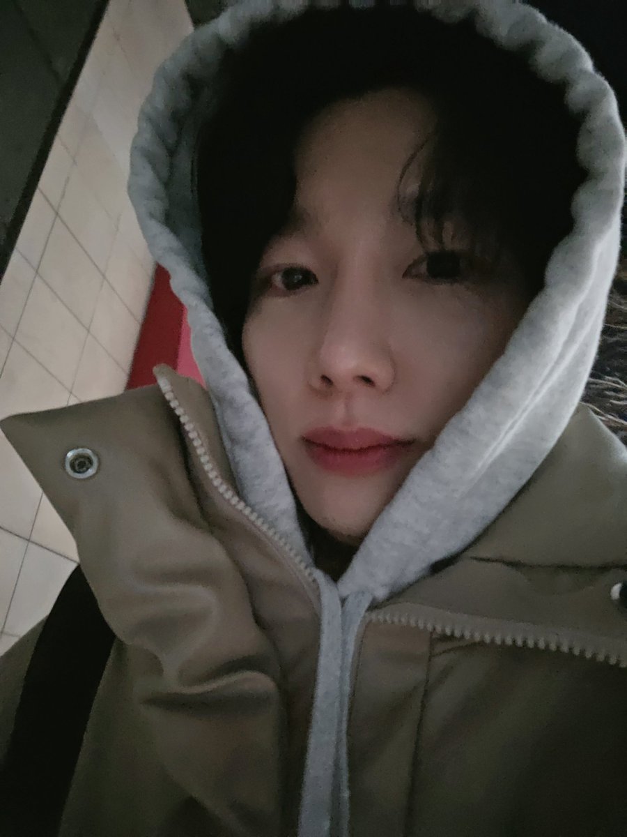 sun_wo_ob's tweet photo. 다들 감기 조심 https://t.co/rRTMGI8NqT