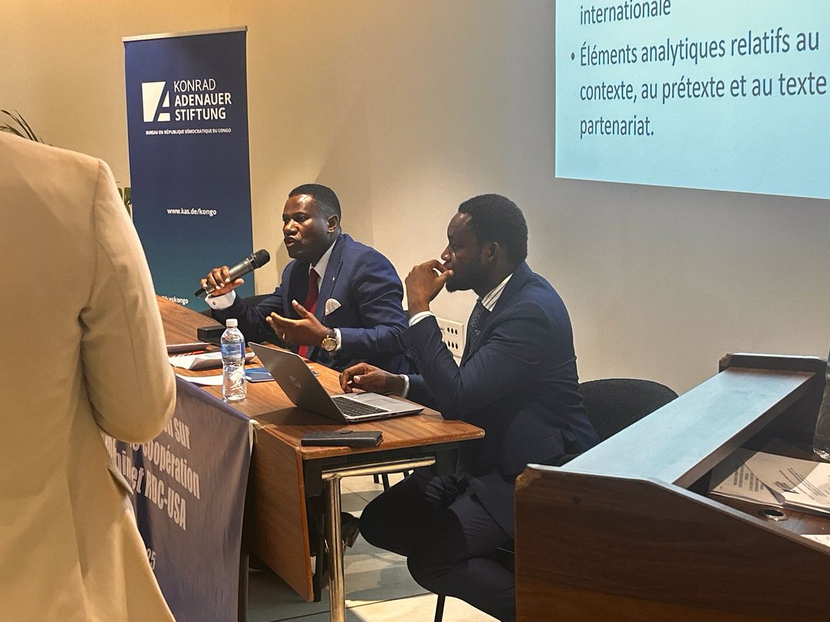 kaskongo's tweet image. Avec IDLP, nous avons réuni des professeurs, membres des ONGs et partis politiques, des chercheurs et la société civile, pour échanger lors d’un forum sur les #accords de #coopération RDC-CHINE et RDC-USA. 
Objectif : Etudier comment ces accords devraient profiter au Congo.