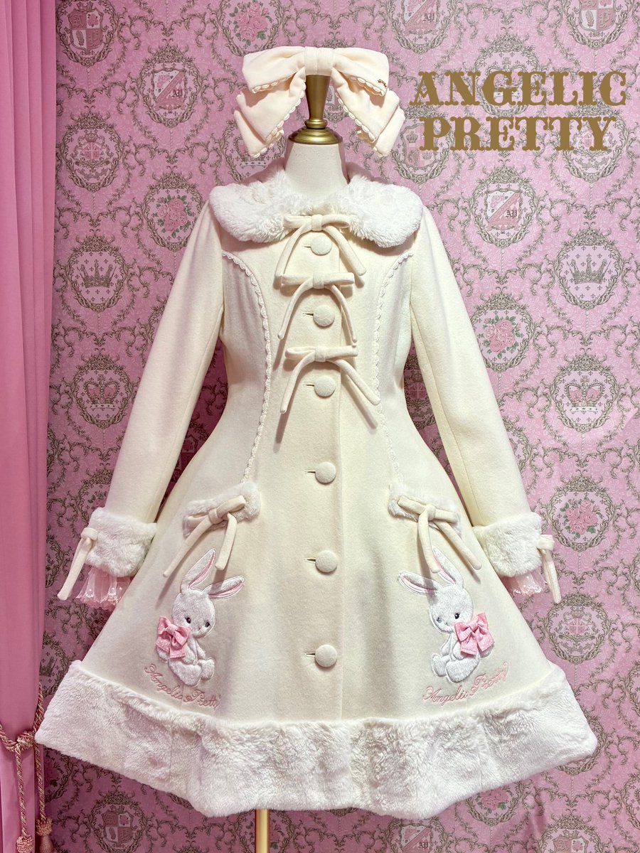 ♡BUNNY TOYコート ¥86,900- ♡Dollyヒロインリボンコーム（ベロア