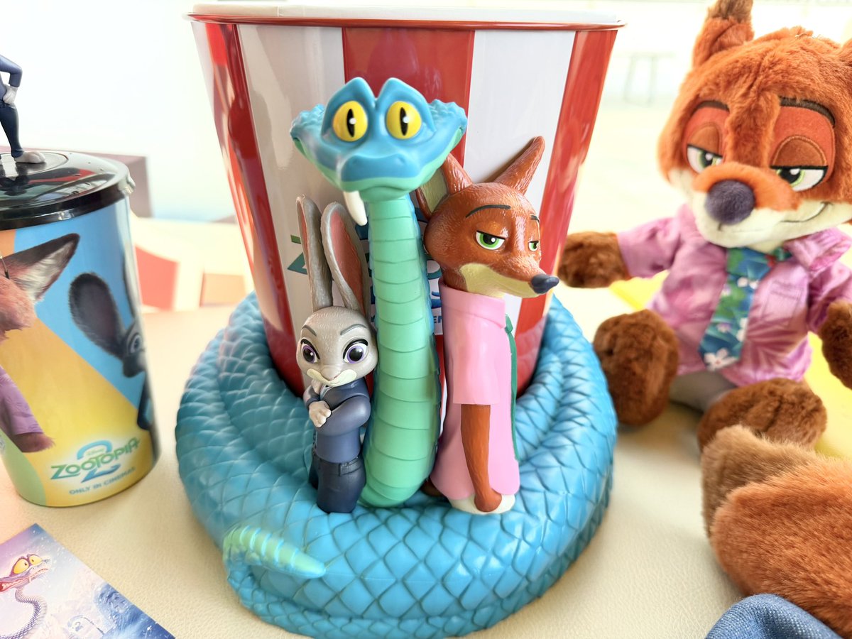 映画館のスーベニアはあまり買うことなかったんだけど、大好きな