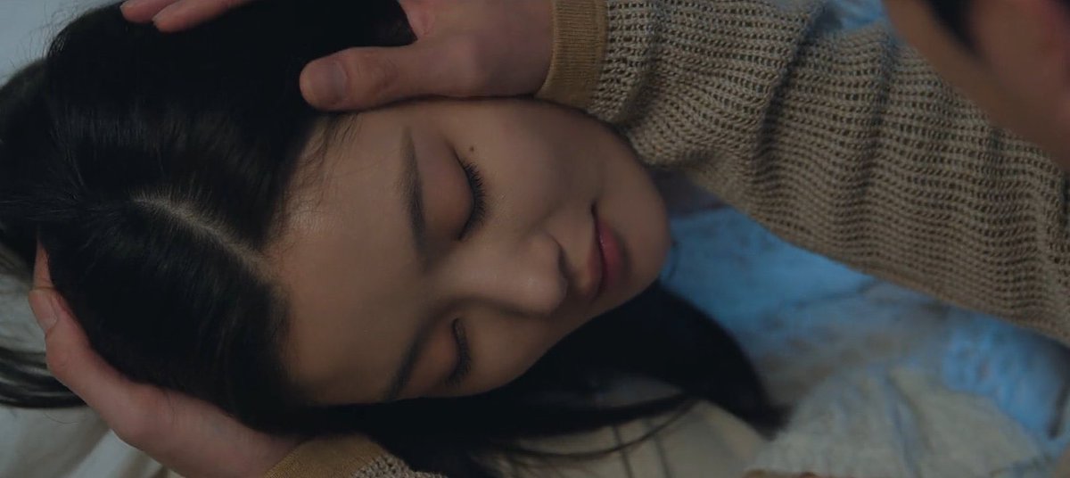 بخصوص ذا المشهد وإنها كانت تتخيله؟!😭 
#DearX