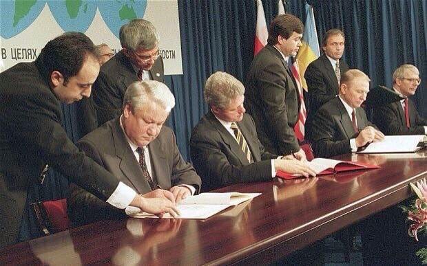 OTD in 1994 Russia signed the Budapest memo, guaranteeing Ukraine's territorial integrity in exchange for their nukes, 44 Ukrainian heavy bombers (Tu-22)  and 1,068 Kh-55 cruise missiles.  

Which have been fired at Ukraine in this war.