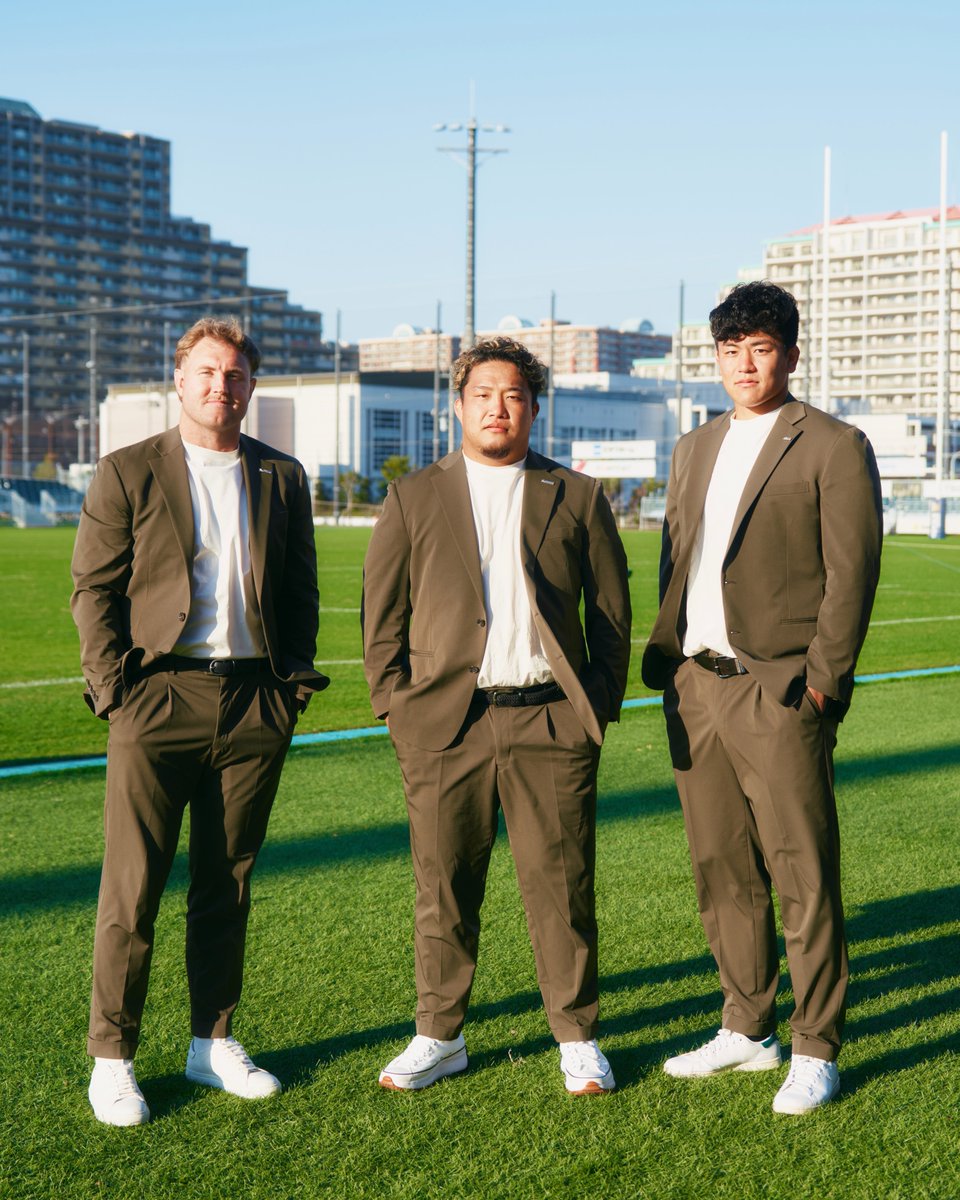 2025-26シーズン 廃漁網を活用したオフィシャルチームスーツ 新モデル