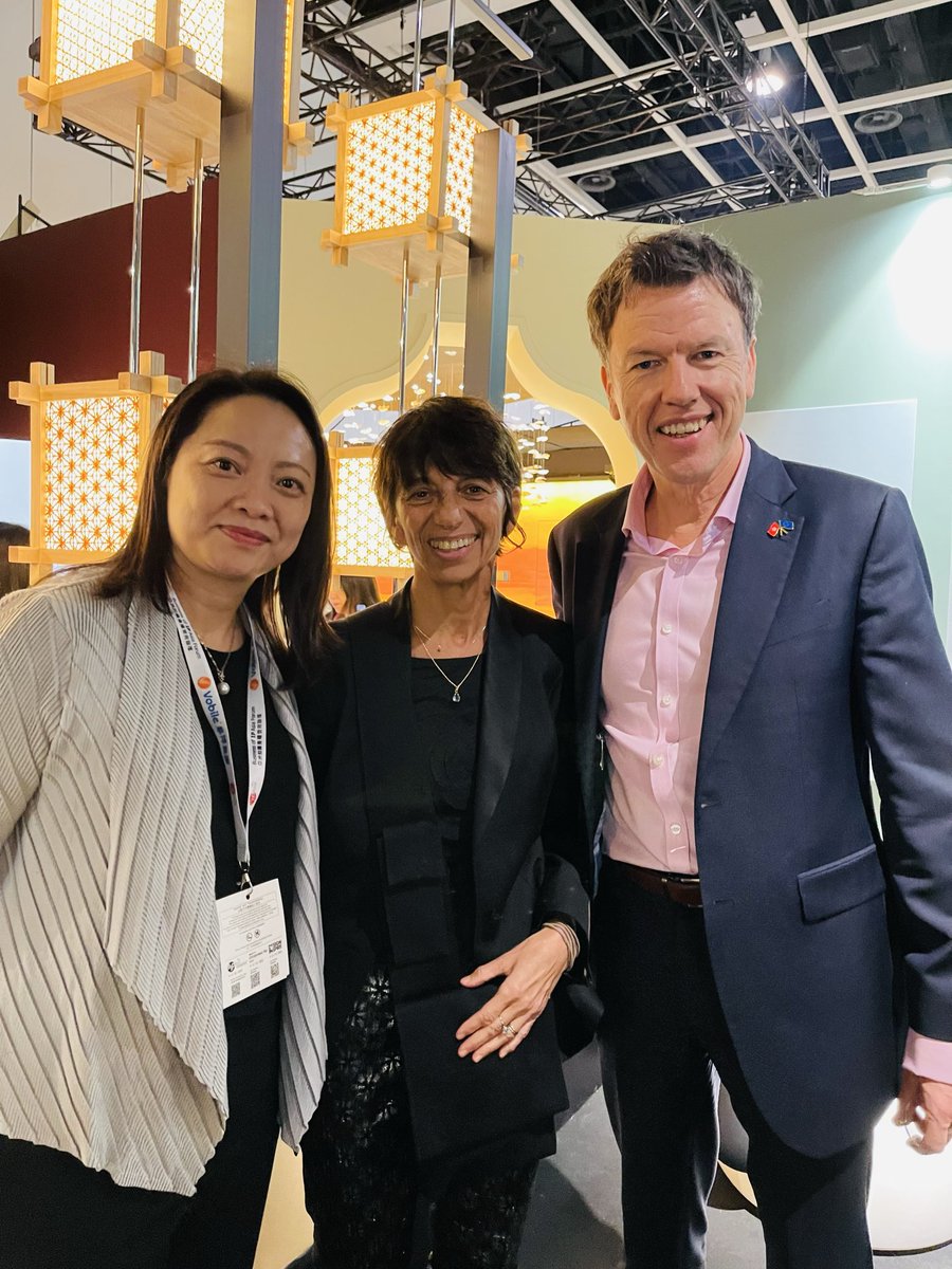 Immensely impressed by Hong Kong #DesignInspire: A powerful showcase of collaboration between European &amp; Hong Kong 🇪🇺🤝🇭🇰 creatives, highlighting bold innovation &amp; forward-thinking design that truly moves the industry forward. Truly Inspiring!