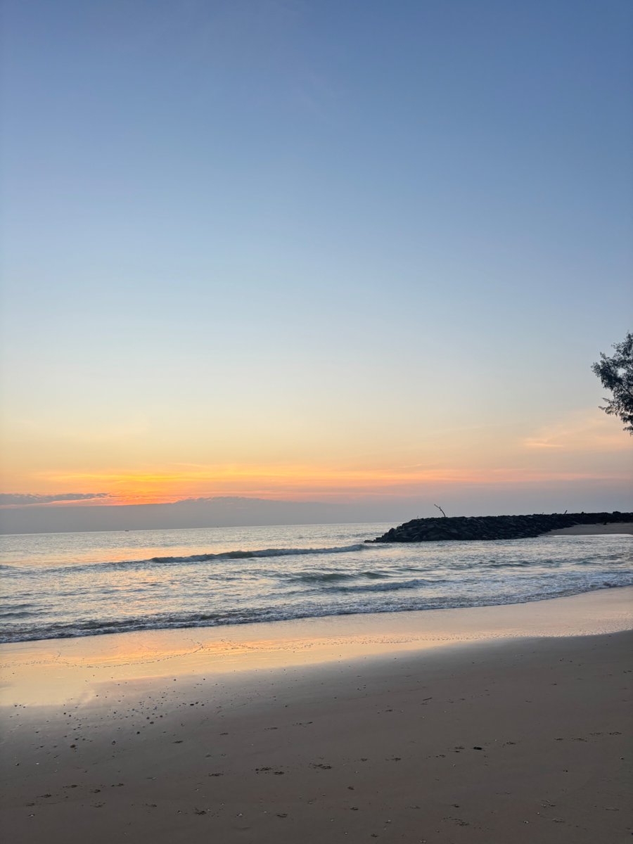 ผู้ชายขี้เ-ด 😎 tweet media