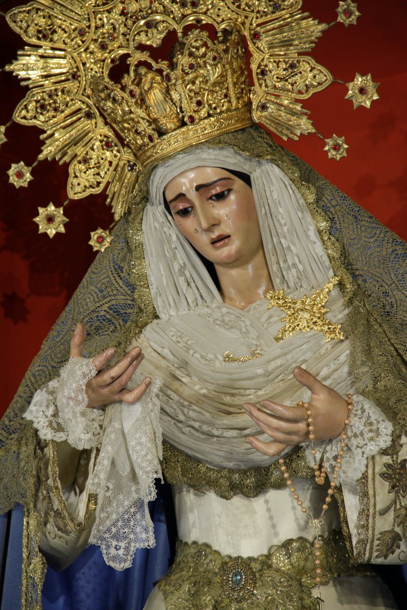 🔴 #ACTUALIDAD | Así amanece ataviada María Santísima del Buen Fin, para el tiempo de Adviento.
📸 Juan Rodríguez