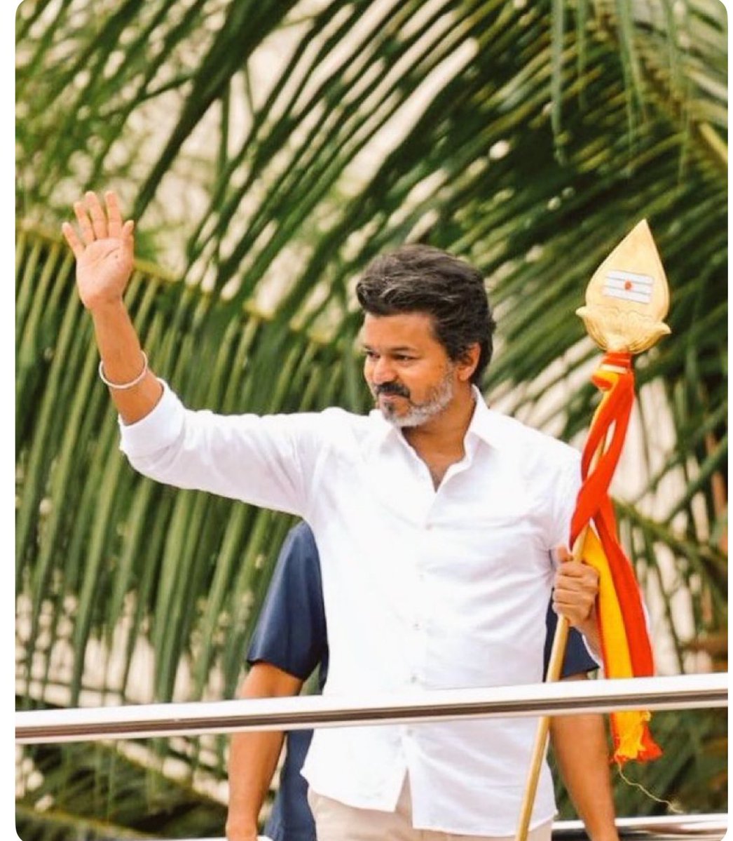 Saattaidurai's tweet image. பிறப்போக்கும் எல்லா உயிர்க்கும் என்பார்
கவின் ஆணவப்படுகொலையில் கருத்து சொல்ல மாட்டார்!

மதச்சார்பின்மை என்பார் திருப்பரங்குன்றம் விவகாரத்தில் வாயேத் திறக்க மாட்டார் !

What bro !
Very worst bro ! @TVKVijayHQ