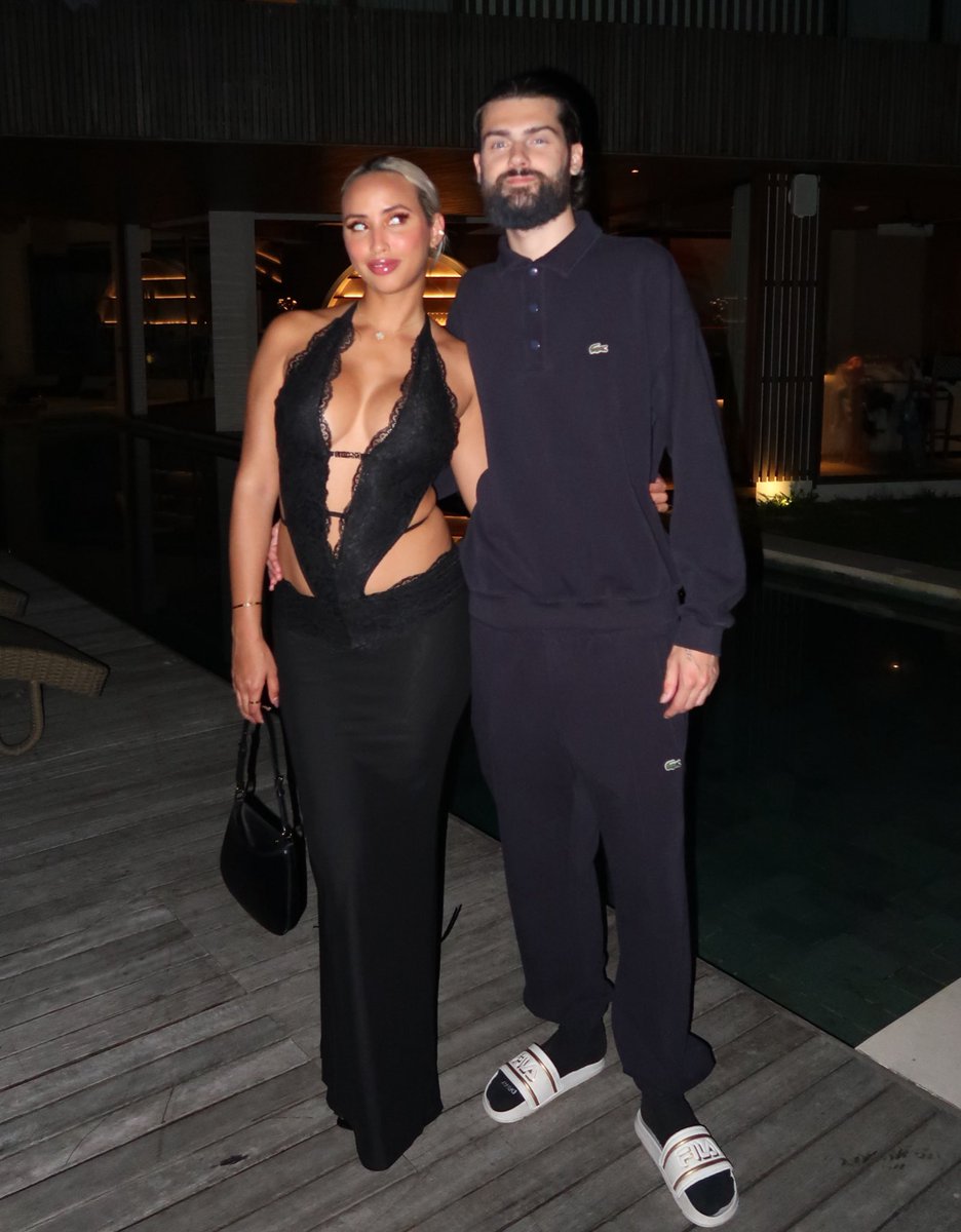 SolJakey's tweet image. Proof of Latina