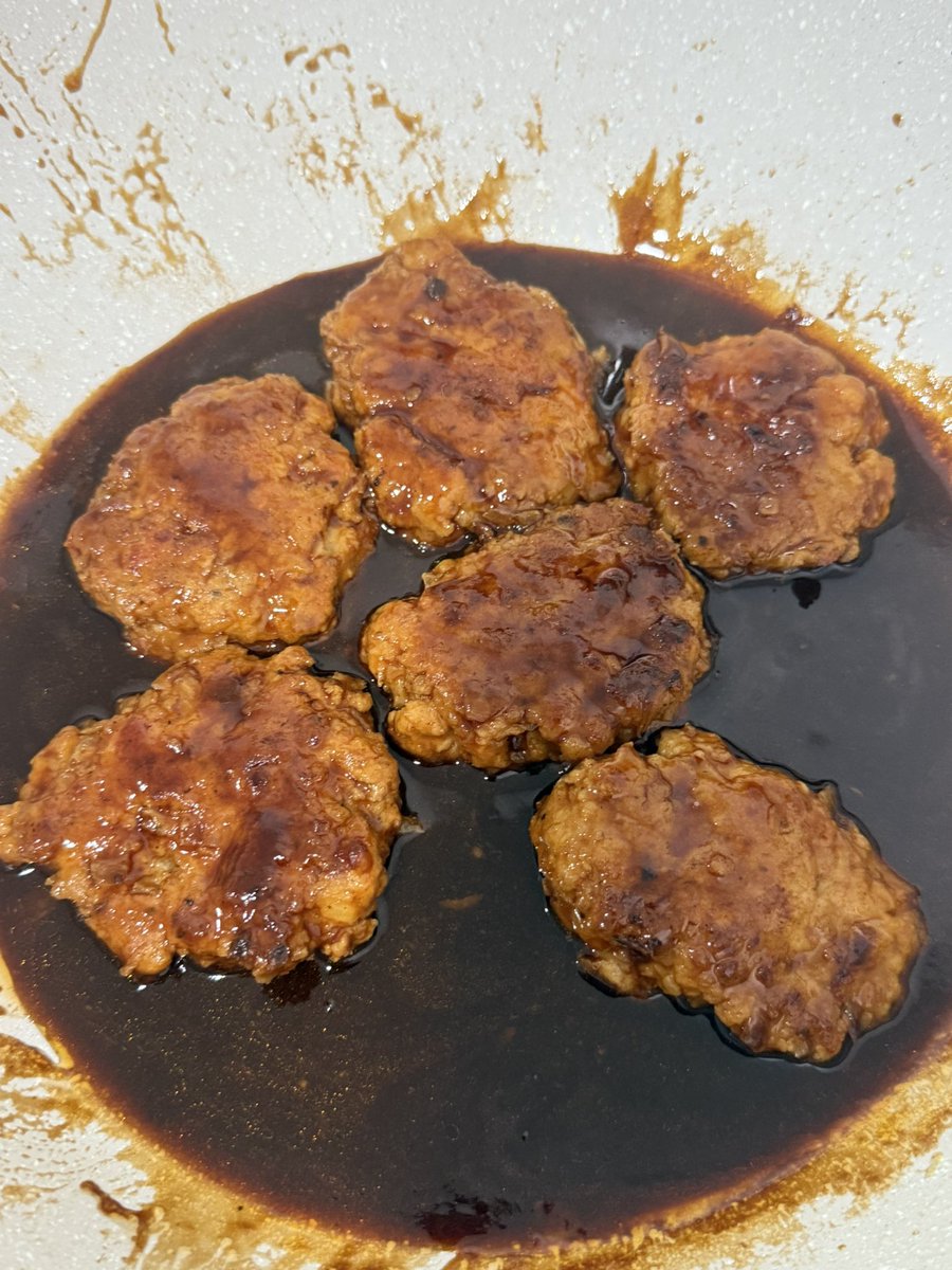 stylepearypiee's tweet image. ลองแล้วค่ะ โคตรอร่อย ขอบคุณที่แชร์ค่า ทำเองประหยัดได้เยอะมากก ได้กินทั้งบ้านเลย