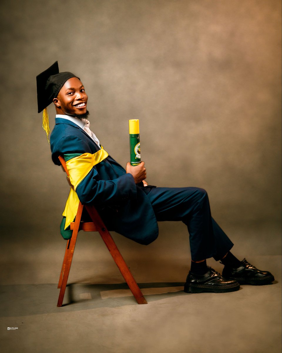 If Only You Knew the Road to This Gown…

I walked into FUTO not fully understanding my left from my right — just a boy trying to figure life out.
Year One came with faces that became family: <a href="/Crypt_Therapist/">TraderFanyi 🧠 📈</a> (my day1), BOLU, IYCEE, Jefferson, TOLANI, EMMA, KOSI…