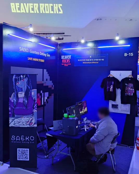 HYPERREAL_jp's tweet photo. 【BEAVER ROCKS 2日目！】

📍DDP アートホール1にて2タイトル試遊・展示中！
　B-15 『SAEKO: Giantess Dating Sim』ブース
　R-1 『SKY THE SCRAPER』ブース

ぜひお立ち寄りください。
#saekogame #SKYTHESCRAPER
