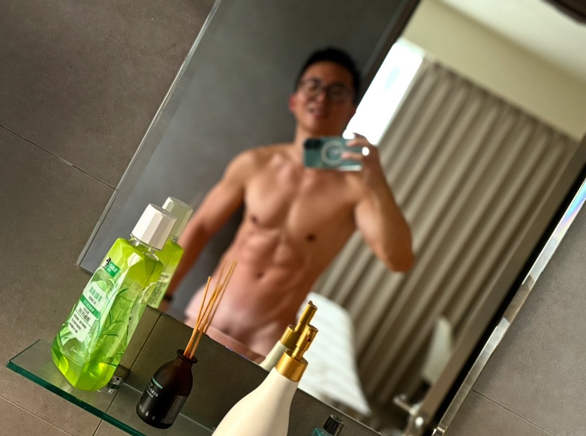 發乖乖桶🎂
祝我生日快樂！歡迎大家祝賀按讚轉推，參與者有乖乖禮品（？