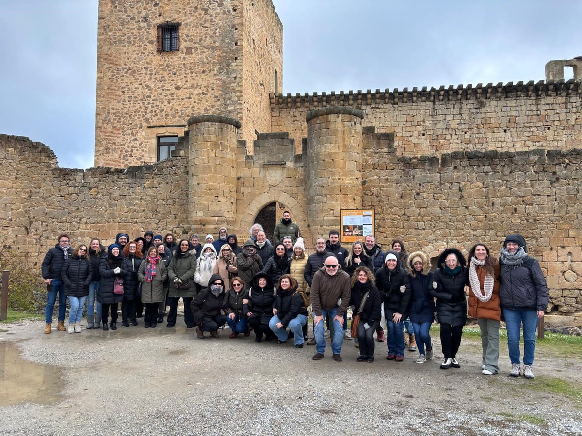 ccooaxa's tweet photo. Reunión de Delegadas/os CCOO AXA 2025 en Pedraza, Segovia.
Compromiso con el diálogo social, la defensa de los derechos laborales y la cohesión interna.
Unidad, participación y transparencia para seguir avanzando en la defensa de las personas trabajadoras. https://t.co/o0j6P2SgiS