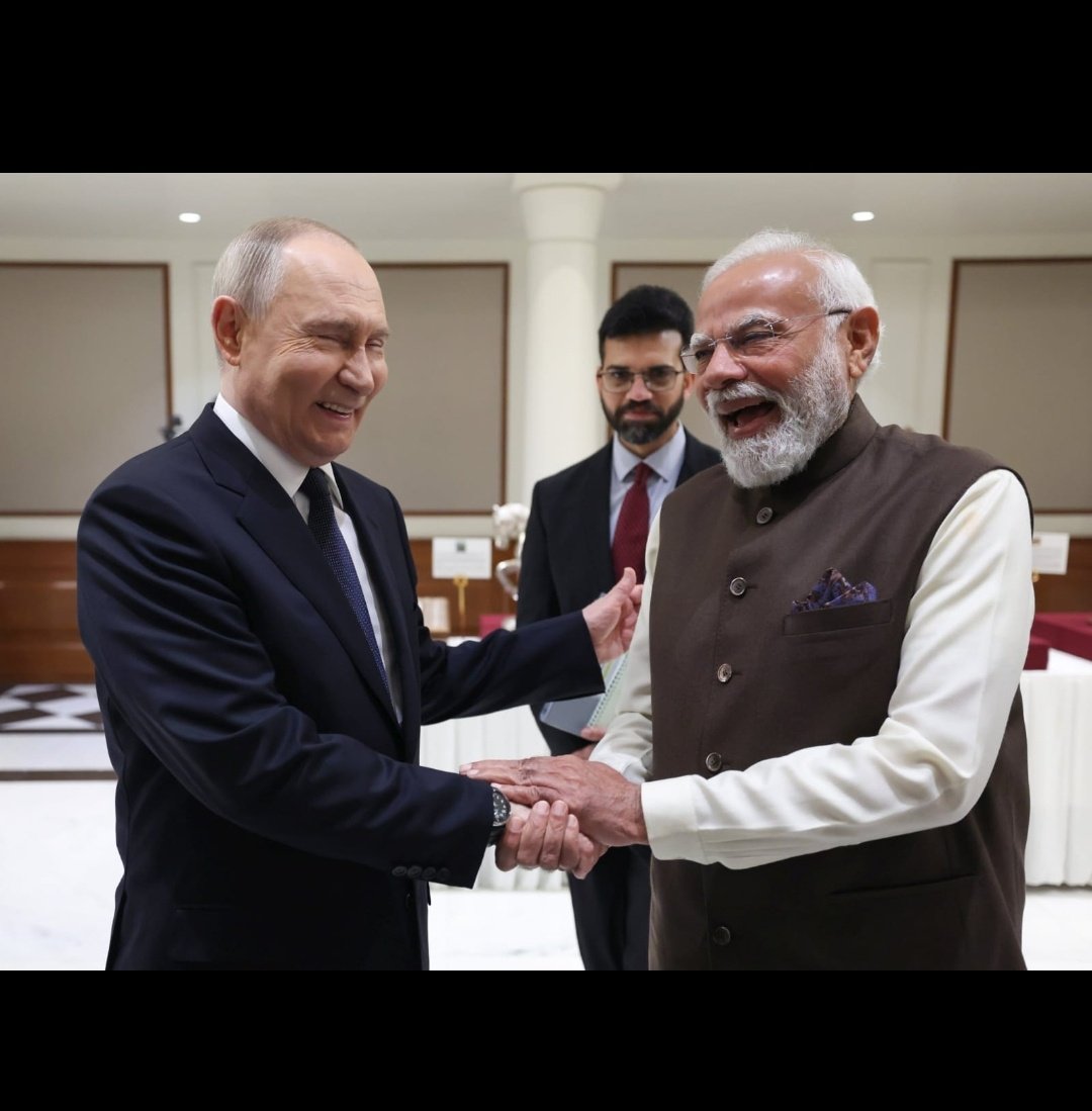 PoornimaNimo's tweet image. Ukraine 🔥🔥🔥🔥🔥
America 🔥🔥🔥🔥🔥
Pakistan🔥🔥🔥🔥🔥🔥🔥
China🔥🔥🔥
Congress Party 🔥🔥🔥🔥🔥💥
CPIM 🔥🔥
France🔥🔥🔥
Britain🔥🔥🔥
Germany🔥🔥🔥
Pidis getting constipation.😭
Sanghis : Inko thoda aur 🔥🔥🔥🔥 Modi ji !!!❤️❤️❤️