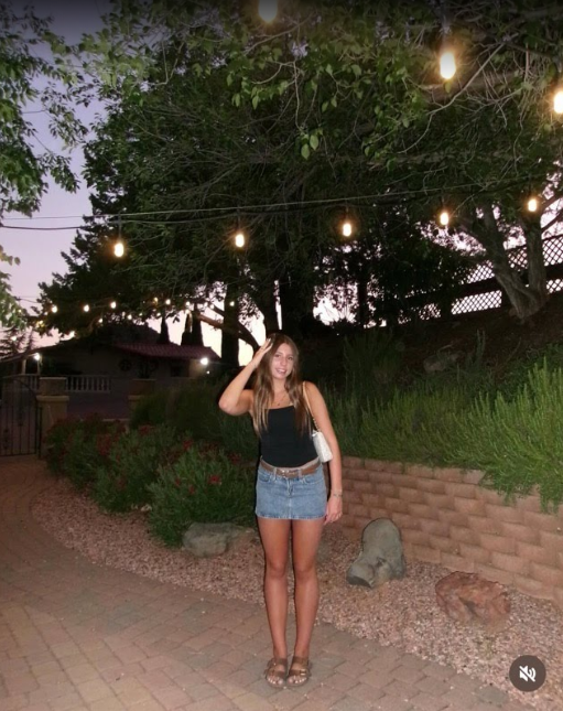 bopsinaction's tweet photo. u said I'm cute? dm for moree #bop #cumtribute #bops #cocktribute #wankchat #horny #curvy https://t.co/JTUAvgBlXL