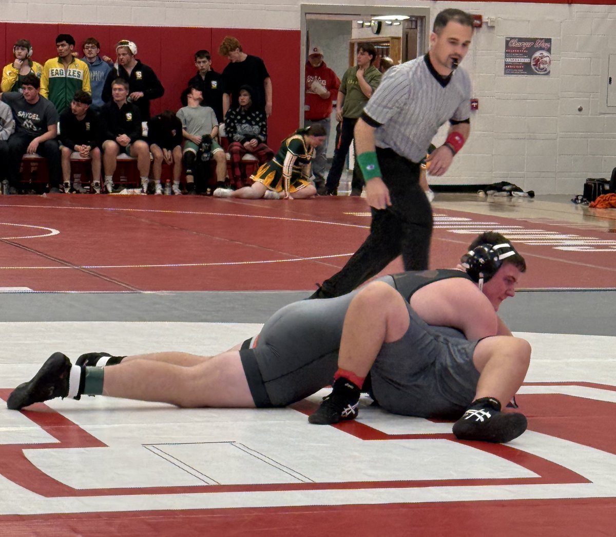 GrinnellWrestl1's tweet image. The Tigers win two of three at Chariton Thursday night to start 25-26 season.

The Tigers fell to Oskaloosa 52-27, defeated Chariton 40-39, and defeated Saydel 46-25.

Undefeated wrestlers; Eli Peiffer 3-0, Cole Mintle 3-0, Jack Vitek 3-0, 
Mikel Miller 1-0, &amp;amp; Josh Ringler 3-0!