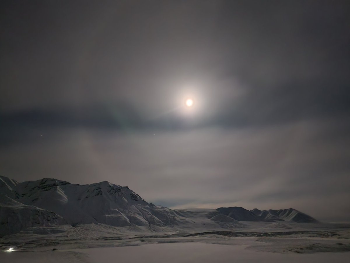 Full moon over the base of the Brooks Range this morning. Temperature was about -20F.

#Alaska #arcticcircle #fullmoonpic #worklife