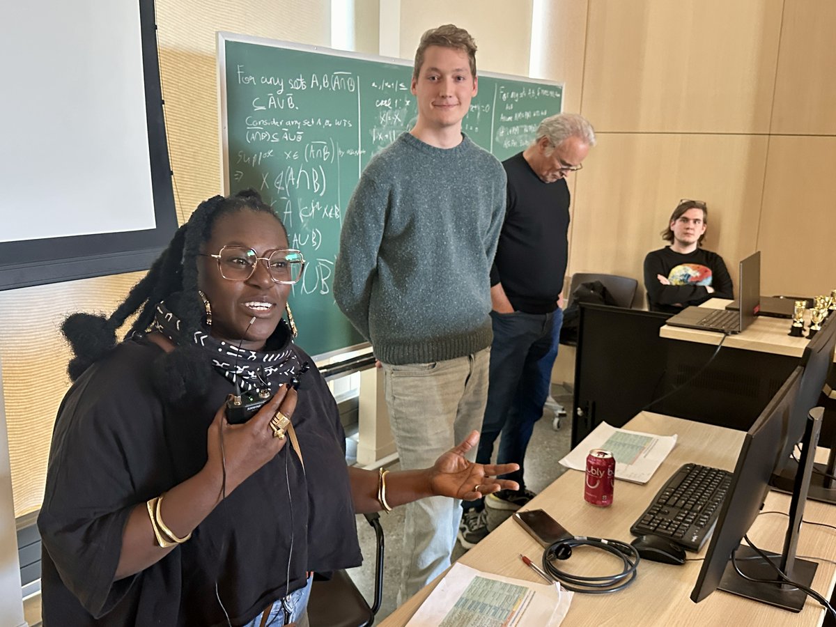 Allan Thompson tweet media