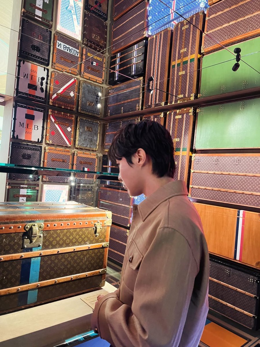 特撮 hope Post by j-hope ♡ on X: 🤍