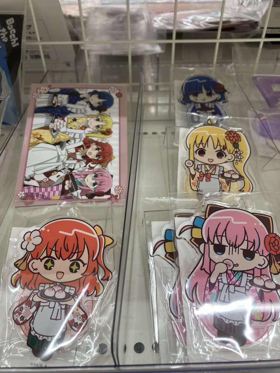 🎶グッズ入荷情報🎶 「ぼっち・ざ・ろっく！」 🔹ランダム缶バッジ