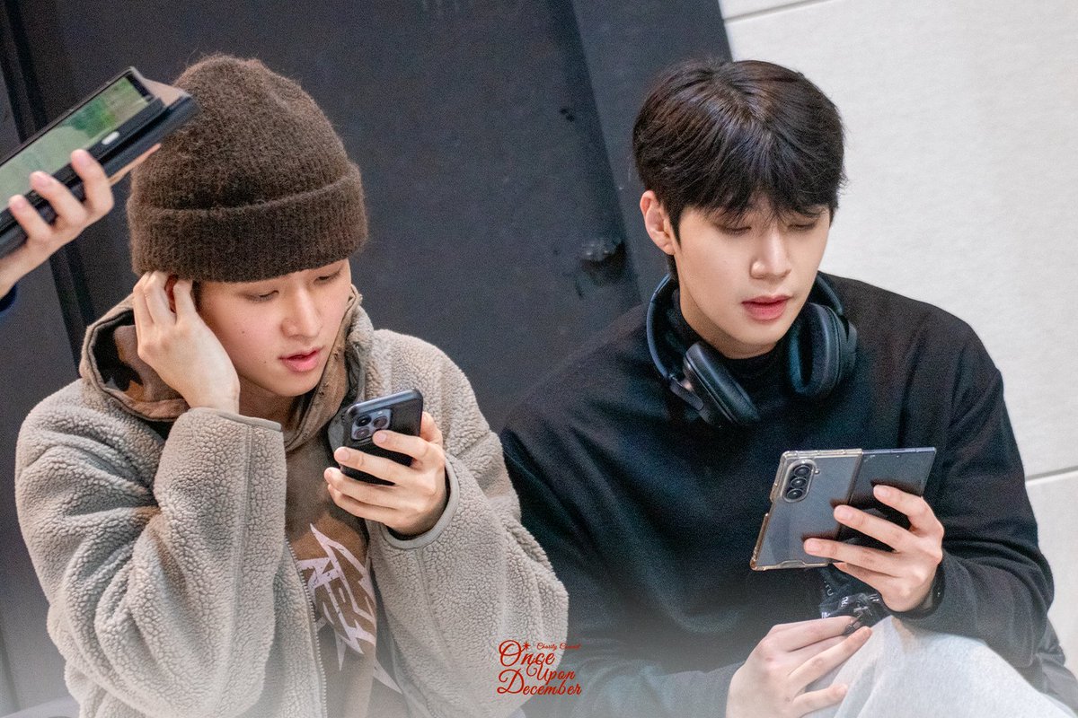 onceupon_dec's tweet photo. 뮤지컬 기부콘서트
𝐎𝐧𝐜𝐞 𝐔𝐩𝐨𝐧 𝐃𝐞𝐜𝐞𝐦𝐛𝐞𝐫 𝟐𝟎𝟐𝟓🎄
📸연습실 스케치 사진 공개(4)

-
2025.12.15 3PM, 7PM
구름아래소극장

#뮤지컬 #기부콘서트 #onceupondecember https://t.co/YVFJoabBv8