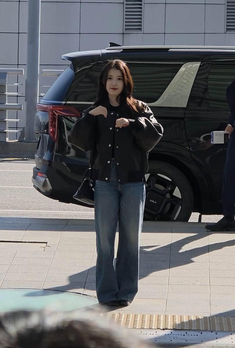 iuedelweiss's tweet photo. 징니 넘 예쁘다ㅠ
https://t.co/YwZaR1aCFH https://t.co/kXeMSn36nr