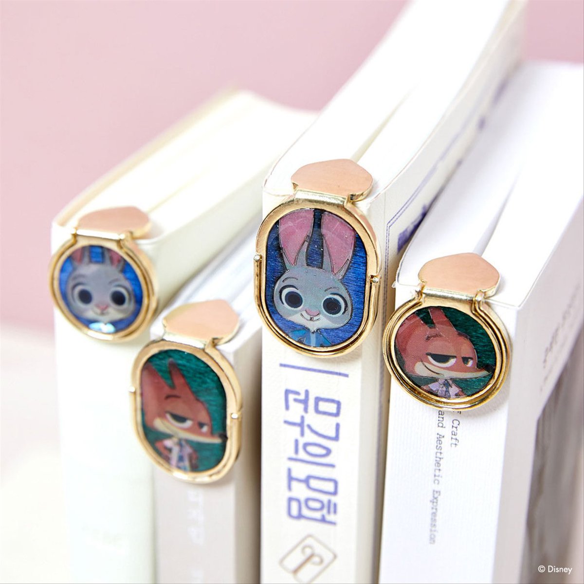 #RT이벤트
핸드메이드 정성 가득! 자개와 만난 🦊닉&amp;주디🐰
트친분들에게 주토피아2 공식 굿즈 선물해드리려고 달려왔어요🏃🏻‍♀️

🧡게시글 #RT + 계정 #FOLLOW 하면 참여 완료!
🗓️진행 일정 : 12/5 ~ 12/7
🎇당첨 발표 : 12/8 (총 2명, 개별 쪽지 안내)