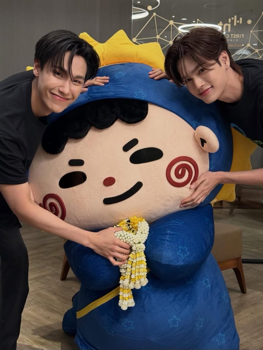 ♡ ACTUALIZACIÓN JUMMO ♡ EN INSTAGRAM 💙💛 #JuniorMark