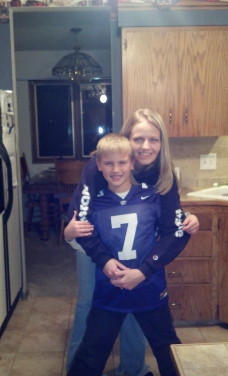 sariks's tweet photo. Needless to say, it's been fun texting the past few days with the now nearly 21 yr old guy in this pic. Those 13 years flew by, huh, @BrantSipe? He's always been a big CK guy. #EMAW https://t.co/9eQihCIPnc