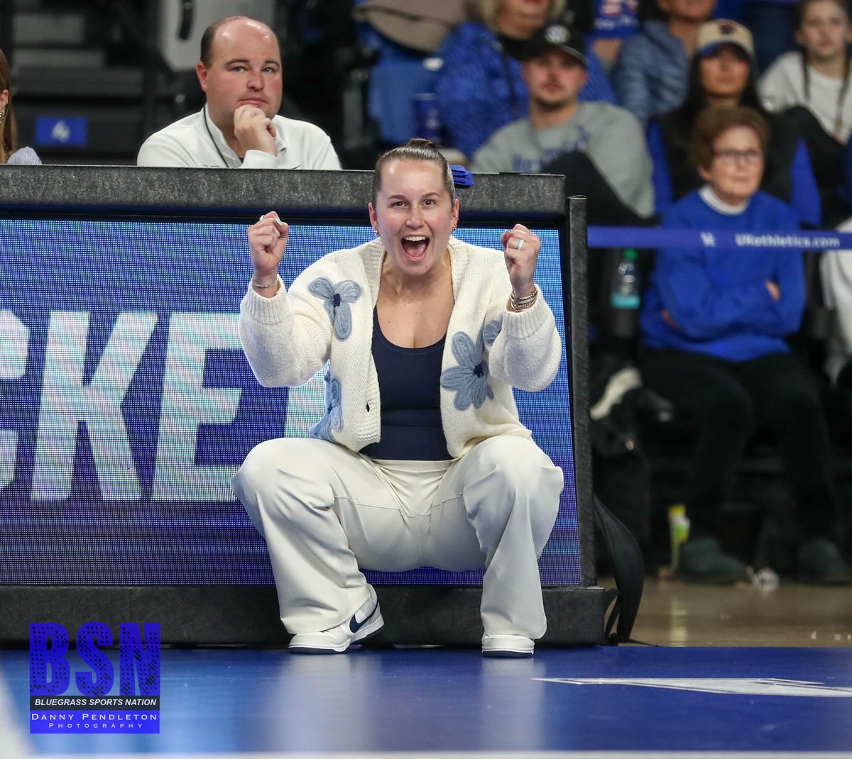 danpend3500's tweet image. Kentucky takes care of Wofford in the 1st round of the NCAA Tournament held at HMC (Historic Memorial Coliseum) in Lexington in three sets 25-11, 25-19, 25-12. Kentucky will play UCLA Friday night at 7:00pm who won against Georgia Tech in the earlier game.