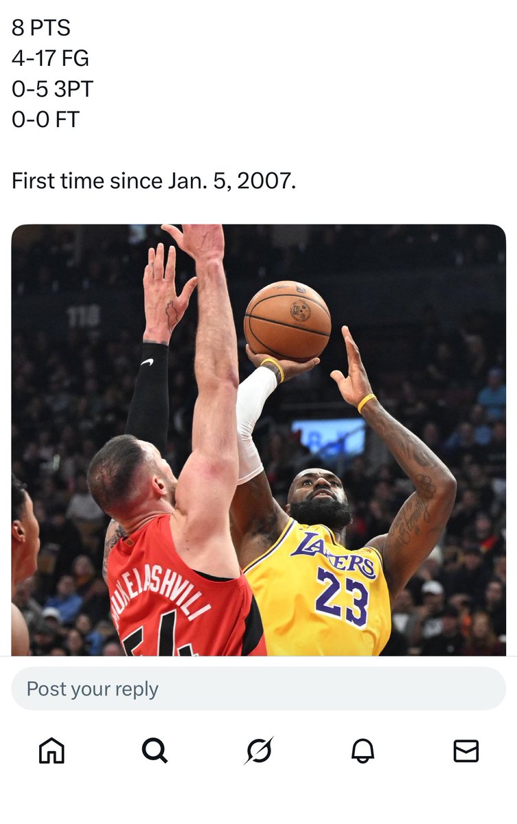 ReeseNeedsAHug's tweet image. HOLD UP HOLD UP WHAT THAT BOY KOOL SAID AGAIN ABOUT WEMBY HAVING 9 POINTS 😆😆

I KNOW LEBRON JAMES AINT OUT IN THESE STREETS WITH 8 POINTS TO HIS NAME 🤬🤬😆😆

#Receipts