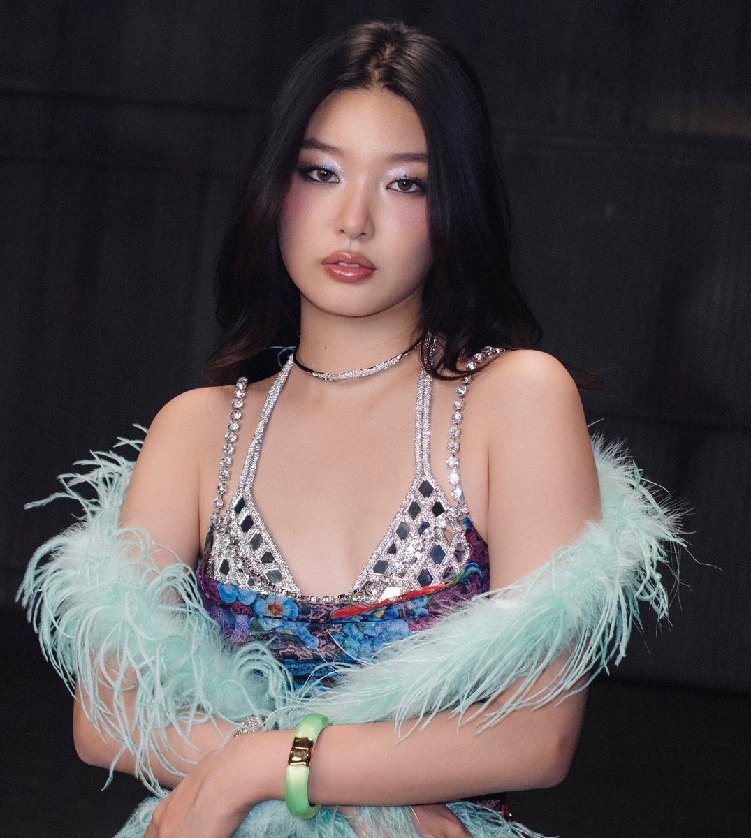 Happy 18th birthday to the talented Yoonchae of KATSEYE.