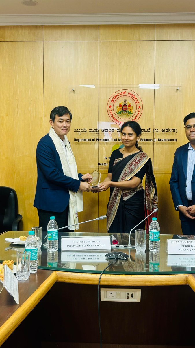 Karnatakaoneofficial tweet media