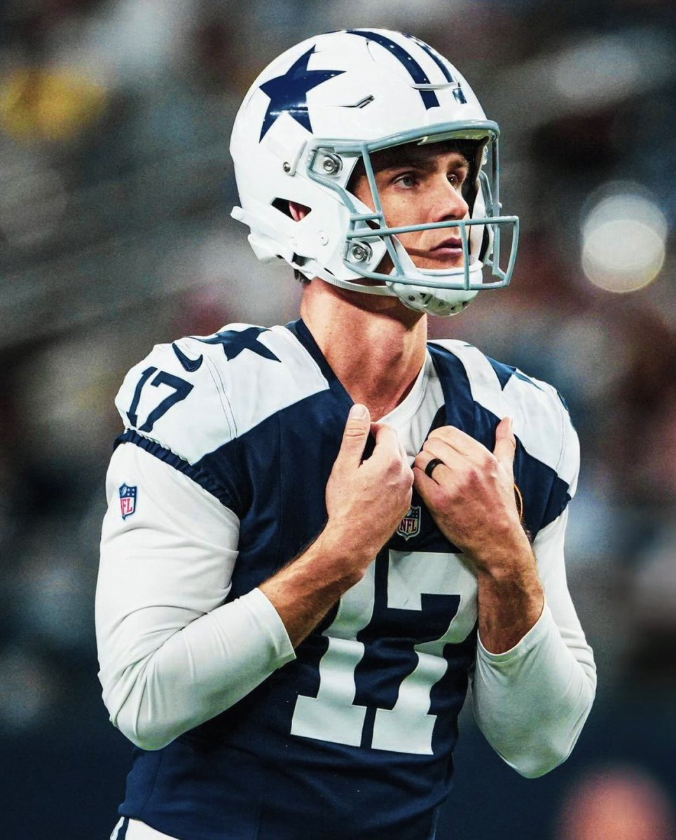 Brandon Aubrey on Thursday Night Football

- 5/5 FG’s (63, 57, 55, 43, 29)
- 1/1 PAT
- 1 Hit stick 
- Broke the record for most 60+ yard FG’s in a season (3) 
- 1st player in NFL history with 3 55+ yard FG’s in a single game

On a tier of his own.