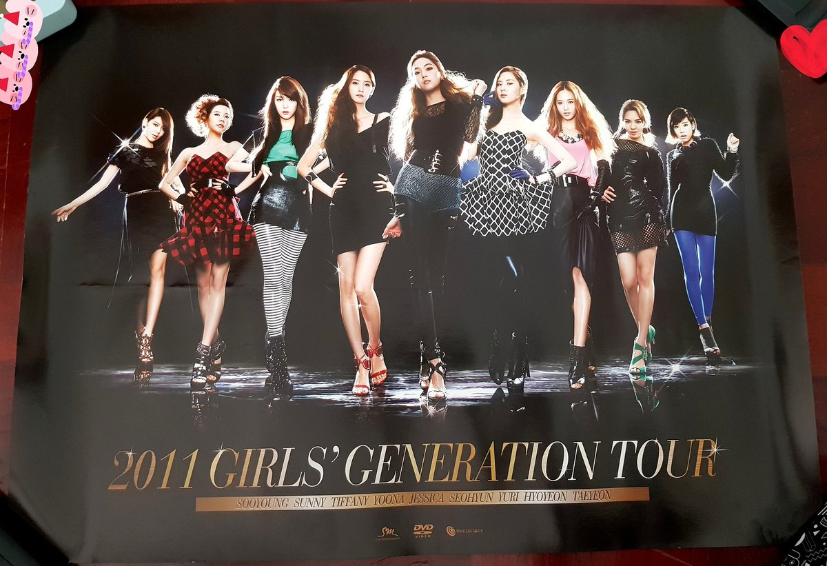 5thSSFW's tweet photo. ส่งฟรีลทบ. พร้อมกระบอกโปสค่ะ
🩷 แททิซอ Holler *
🩷 2011 GG Tour **
❤️ GG Complete video collection
❤️ GG World Tour Girls&amp;Peace
4 โปสเตอร์ 160฿
*มีตำหนิตามรูป reply ค่ะ
#ตลาดนัดโซชิ #ตลาดนัดโซวอน #ตลาดนัดsnsd https://t.co/oai71Q0VFQ