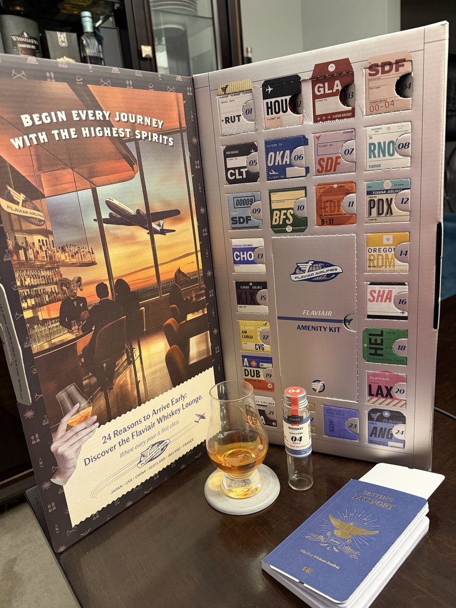 supersean579's tweet photo. It’s day  4 of the @flaviar_com advent calendar! Today’s selection is Chicken Cock small batch Kentucky Straight Bourbon Whiskey.  This was delicious! #Advent #flaviar #themostwonderfultimeoftheyear #WeWhiskyYouAMerryChristmas #MyFavoriteHolidayTradition https://t.co/iSk2yqRAcN
