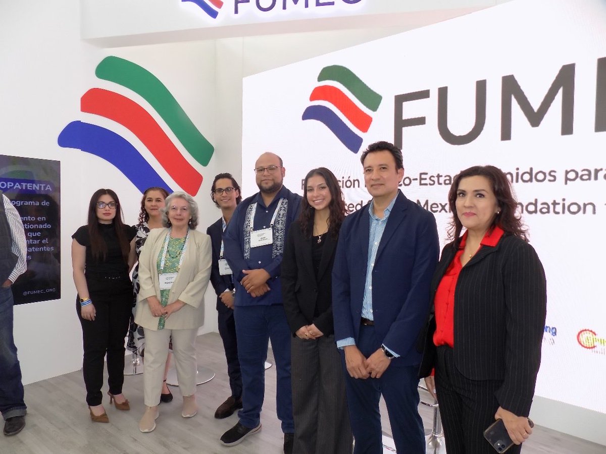 FUMEC_ORG's tweet image. ✨¡Ha sido una jornada inolvidable en InnovaFest LATAM 2025!
Este espacio se convirtió en un punto de encuentro clave para dialogar sobre innovación, tecnología y el futuro de la industria en nuestra región.

#IndustriaElectrónica #Semiconductores #Economistas #InnovaFest2025