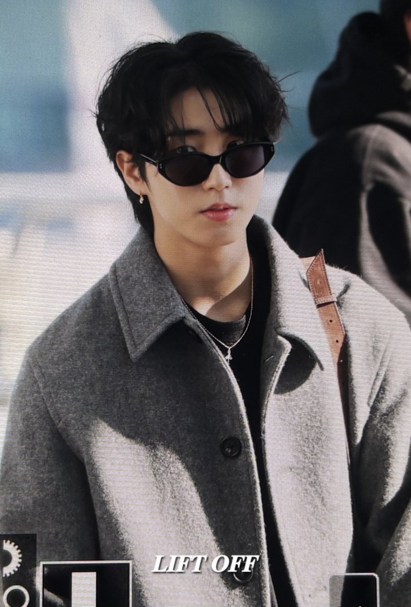 𝐋𝐈𝐅𝐓 𝐎𝐅𝐅 tweet media