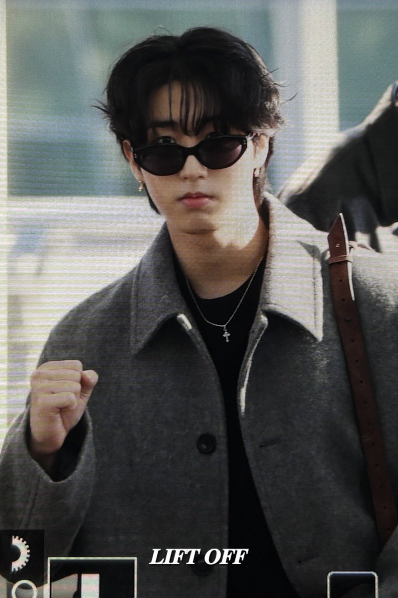 𝐋𝐈𝐅𝐓 𝐎𝐅𝐅 tweet media