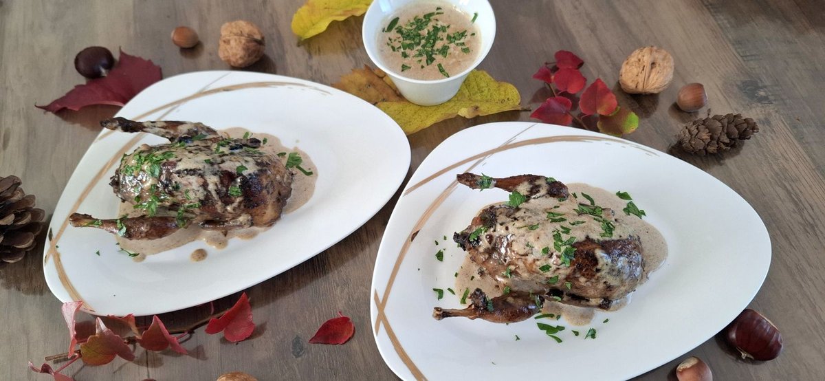 Cailles automnales farcies aux noisettes et aux  noix à  la crème de Porto  toc-cuisine.fr/2025/10/caille… #3 - Recettes Plats via <a href="/TocCuisine/">toc-cuisine</a>