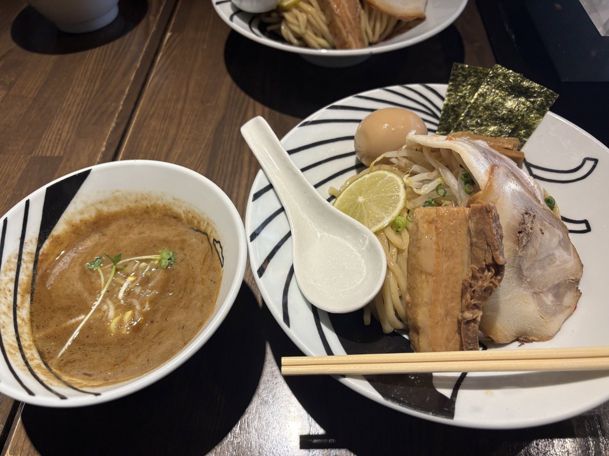 こみ🐼 (@pekabot0311) / Posts / X