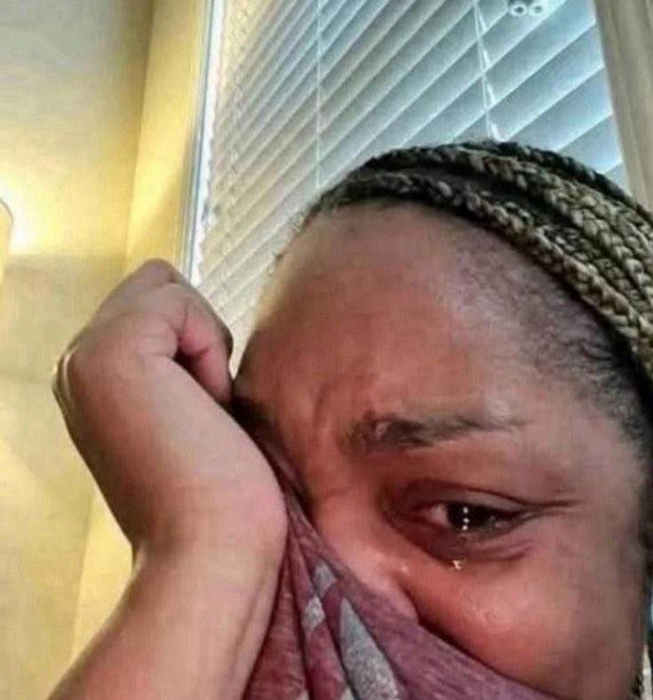 Zeingerk's tweet image. Te quiero mucho Kip, perdón por saltarme tu libro cuando me leí la serie hace unos meses, apenas salga de parciales me lo leeré, que lindo es Scott nps😭💙