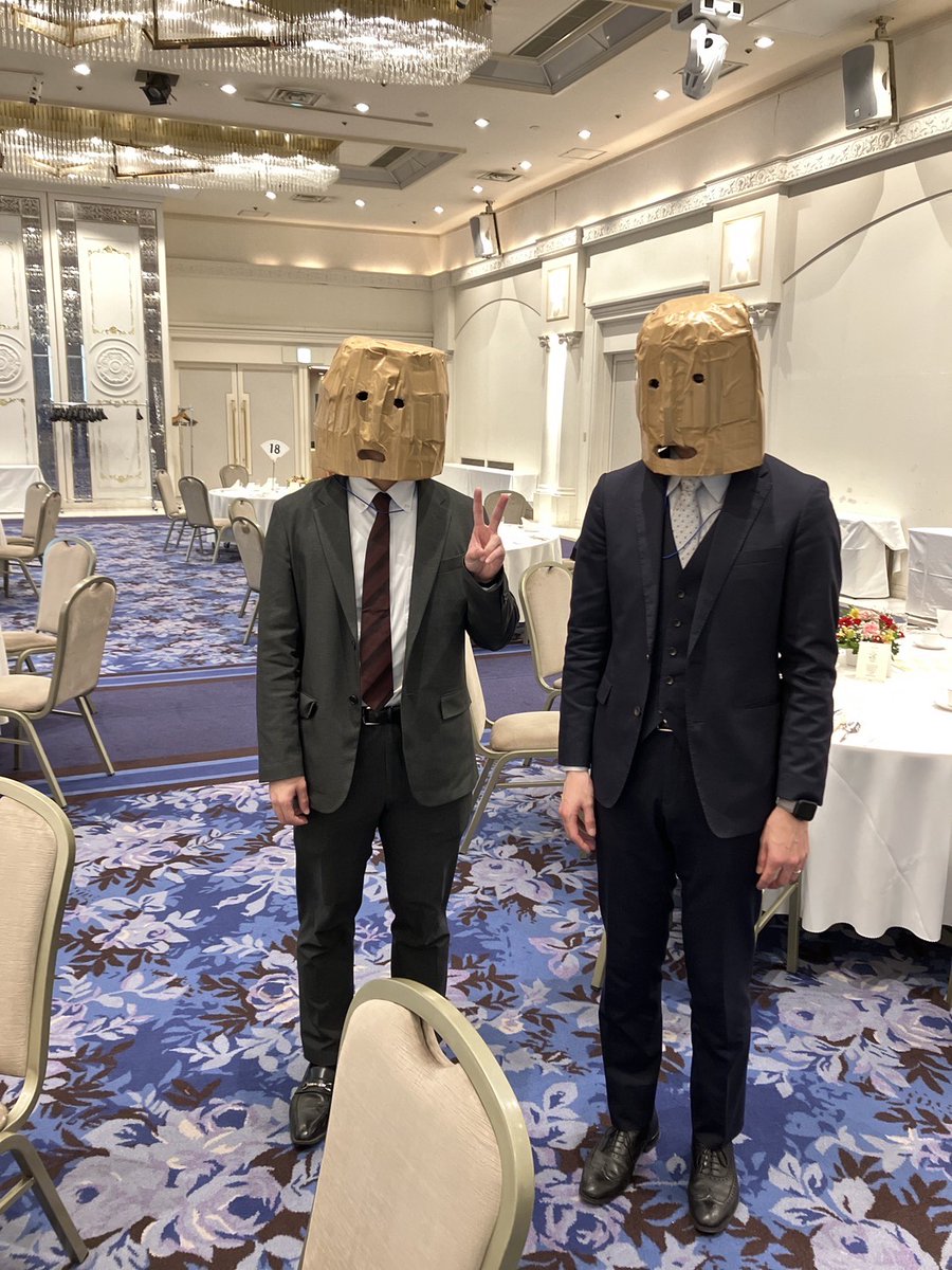 3a_maintenance's tweet photo. 昨日は社員親睦忘年会でした！
ご来賓の皆様、スタッフの皆様
ご参加いただき誠にありがとうございました✨
今年はプロのカメラマンさんが写真をたくさん撮ってくれているのでいただいたらちゃんとした投稿をしますが
取り急ぎの投稿となります💁‍♂️ https://t.co/uNui1ihg37