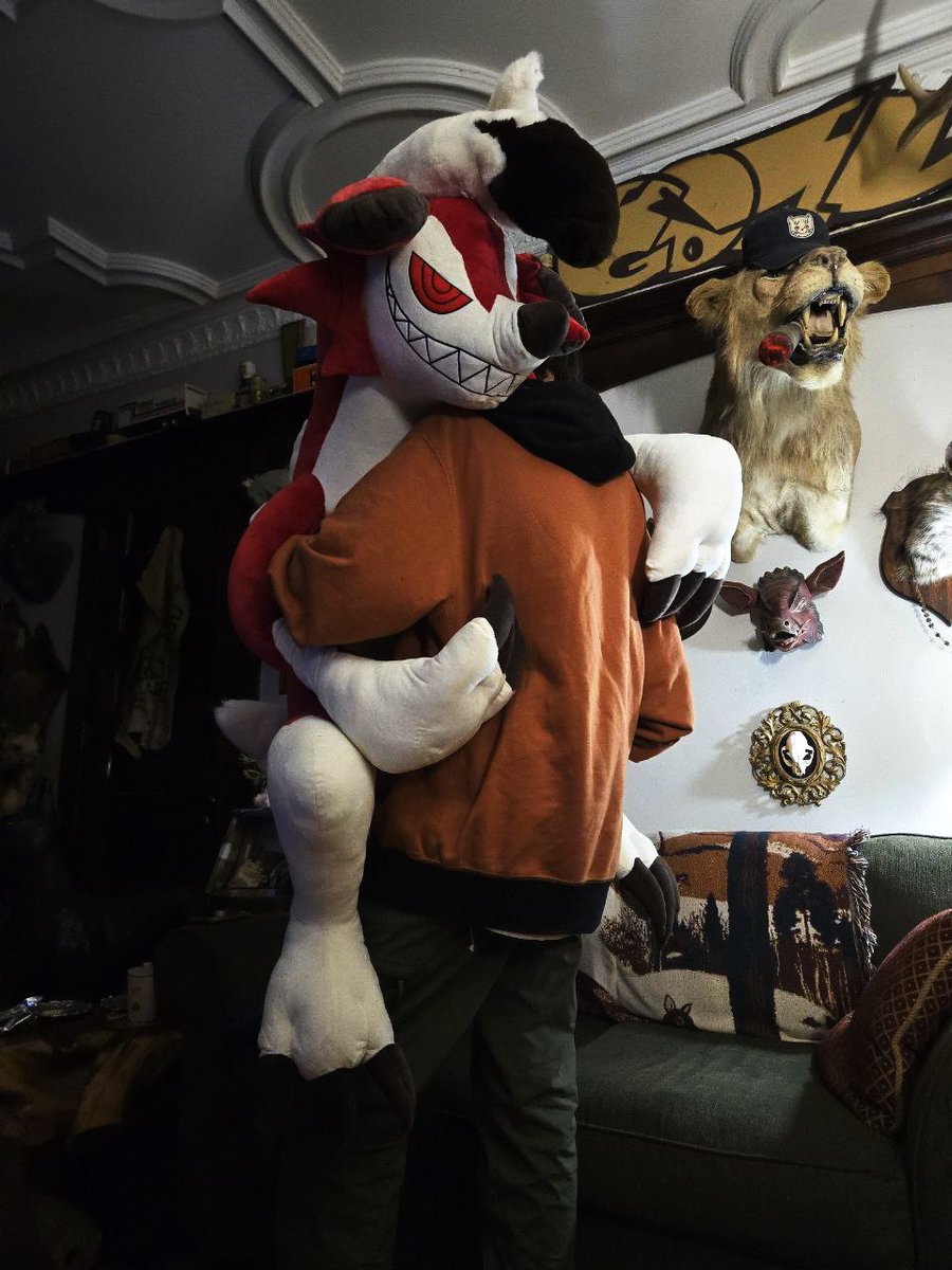 domino_twist's tweet photo. Its 1am
No better time for the pre-order drop of these 45” MOON MUTTS. Yes, they are real, and they could be infiltrating a home near YOU
But wouldn’t you rather it BE you?!
They have weighted paws and bellies making for the ultimate power punch partner who will fight for you! https://t.co/9fpFB7u1rt